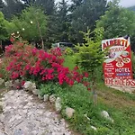 Penzion Alberti Llogara 3*