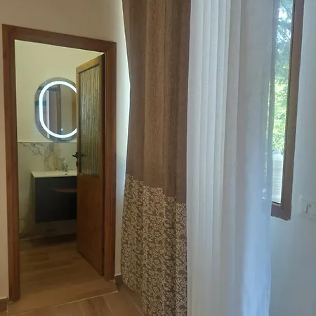 Alberti Llogara 게스트하우스