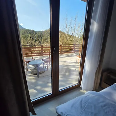 Alberti Llogara 3* Dukat