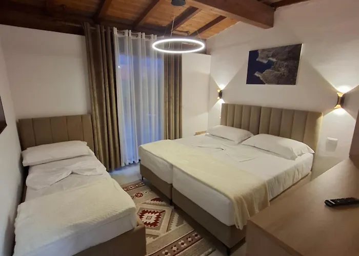 Konukevi Alberti Llogara Dukat