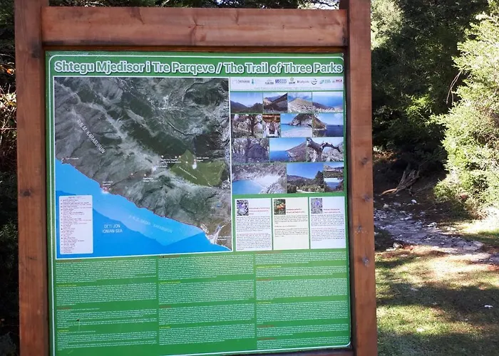 Konukevi Alberti Llogara 3*