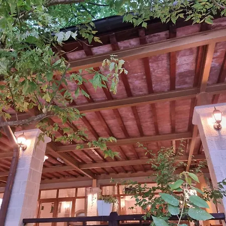 Alberti Llogara Gasthof 3*